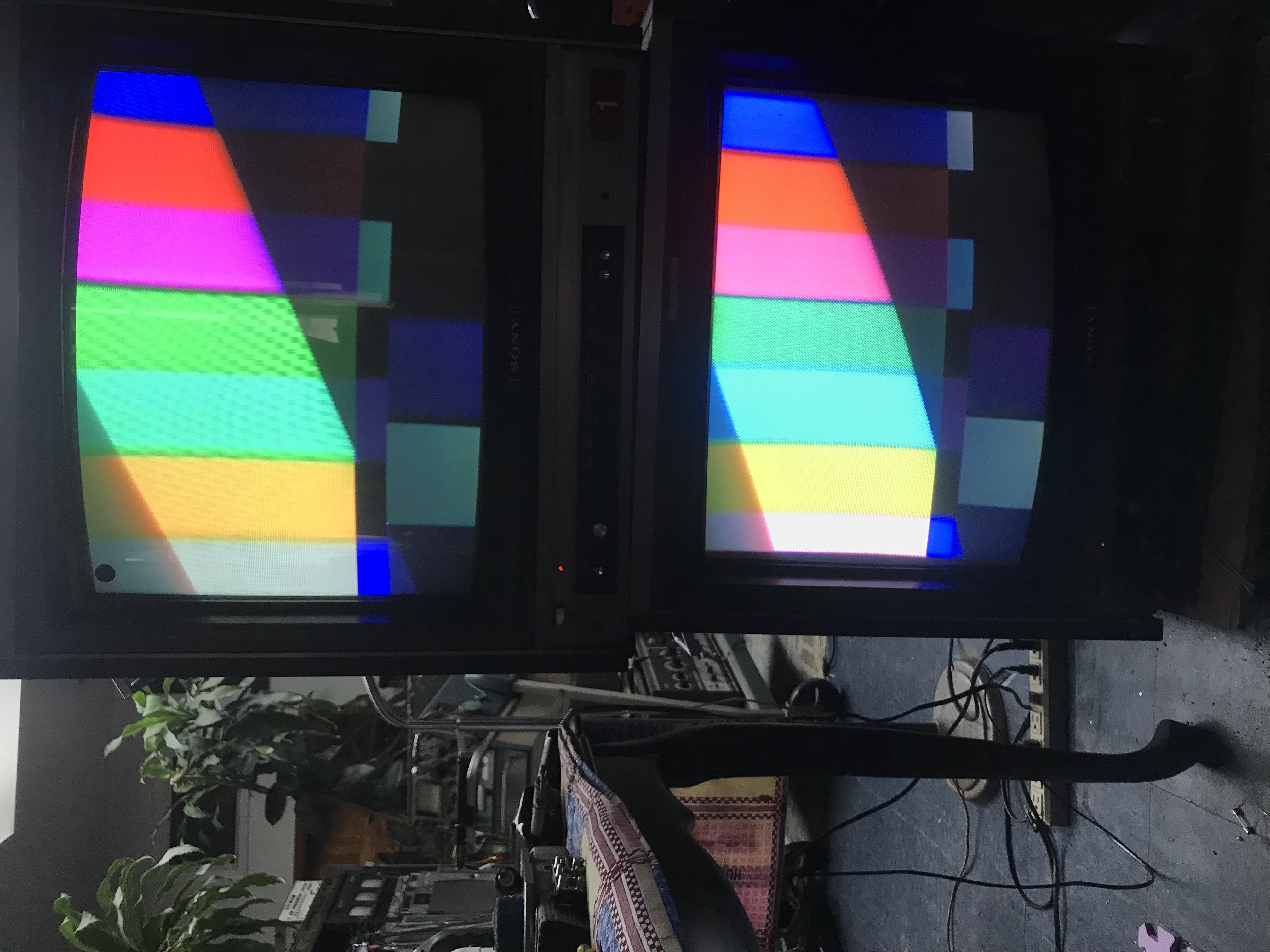 PVM-2550 Front